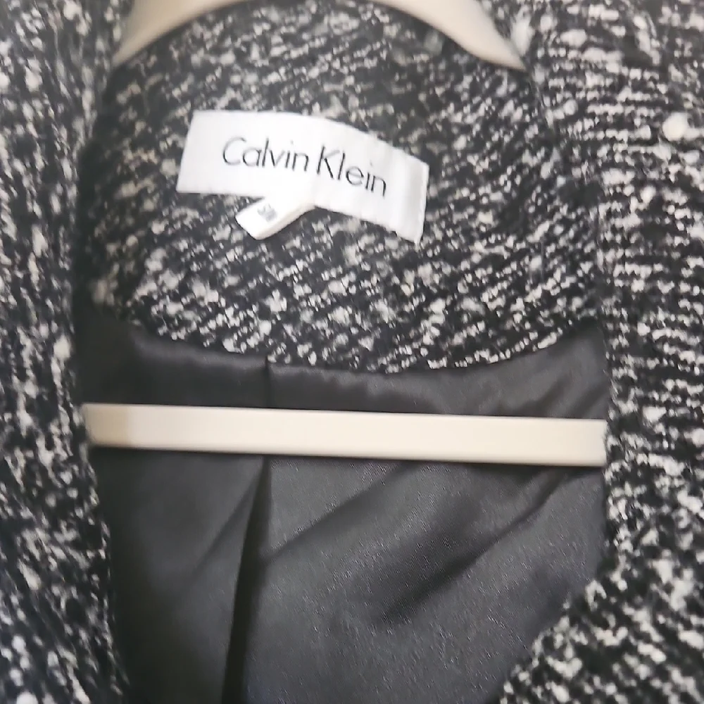 Calvin Klein Black & White Tweed Cape Jacket - Picture 3 of 5
